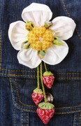 Berry Bunch Brooch Pattern